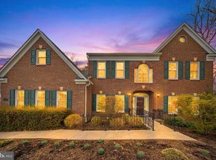17988 Swans Creek Ln, Dumfries, VA 22026