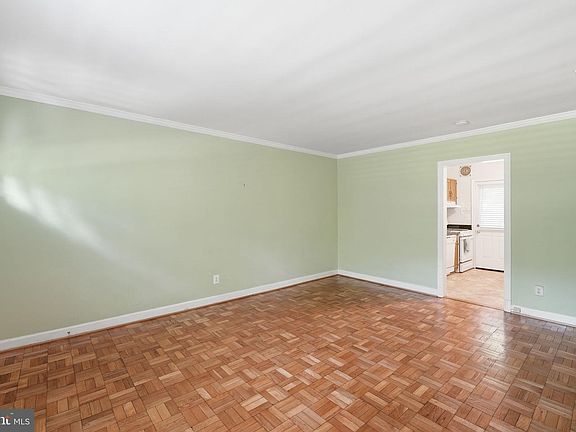 4th image of 1401 S Edgewood St APT 500