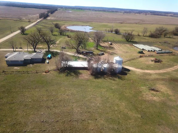 9660 Pratt Rd, Altoona, KS 66710