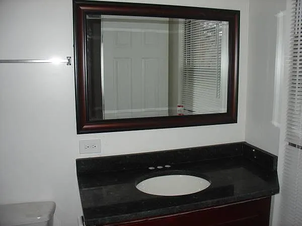 2429 W Flournoy St #W FLOURNOY — Photo 8
