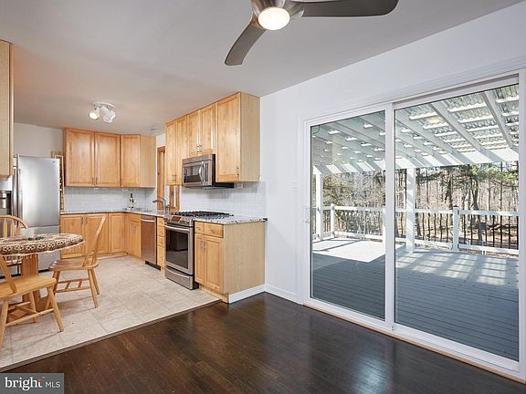 5th image of 5107 Brentford Dr