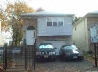 153 3rd St, Newark, NJ 07107