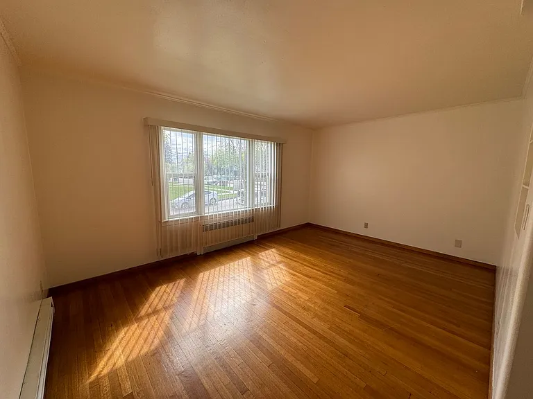 1806 W Pacific Ave — Photo 12