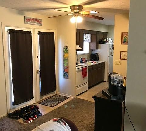 4th image of 1167 Dennis Ln APT 2
