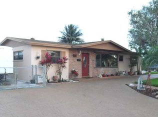 18501 NW 84th Ct, Hialeah, FL 33015