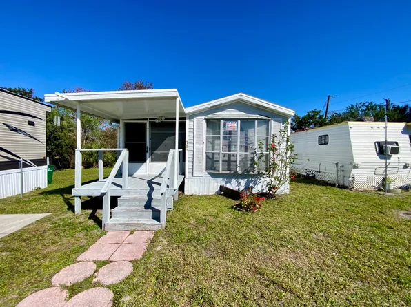 3277 1st Ave #109, Mims, FL 32754