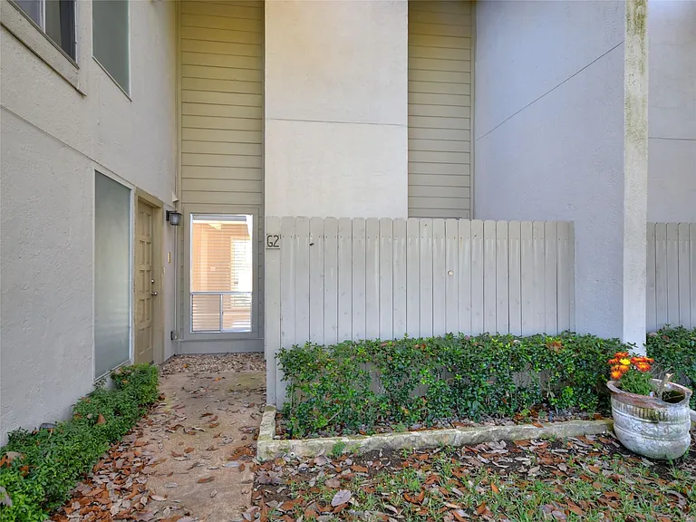100 Lido Cir #G2 — Photo 4