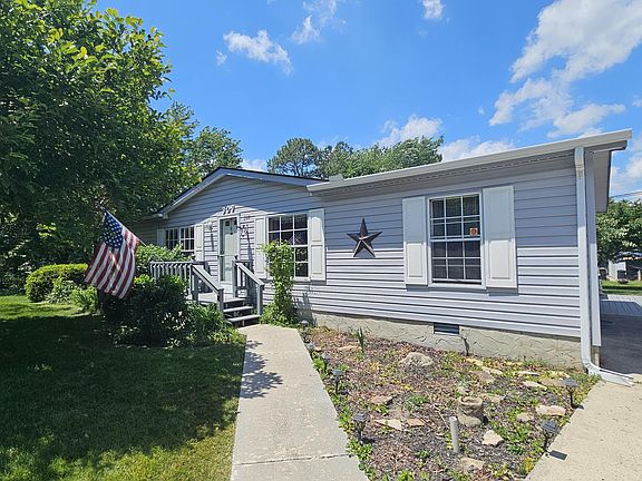 2nd image of 307 Dartmoor Dr