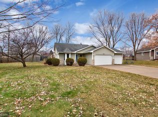556 9th St SW, Forest Lake, MN 55025