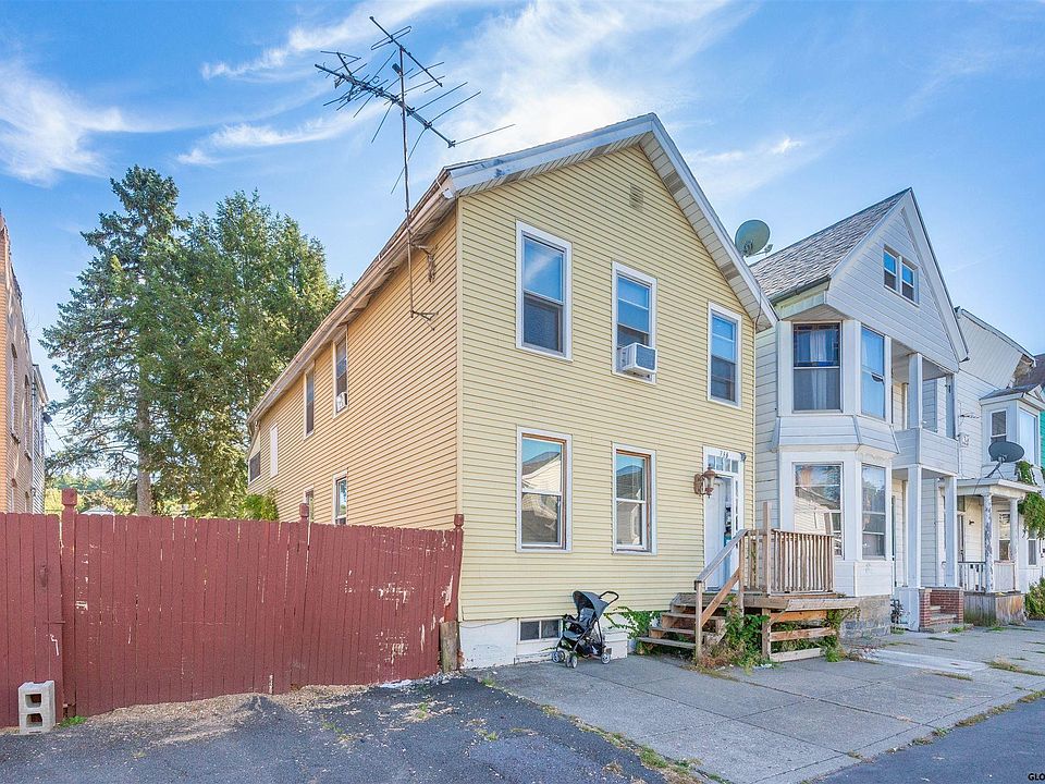 1st image of 738 4th Ave