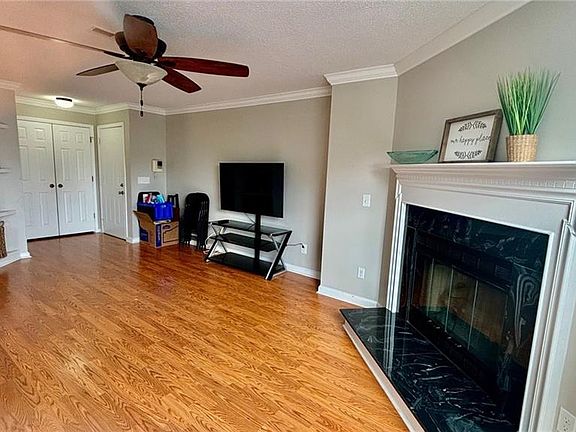 4th image of 3646 Morris Farm Dr APT 2B