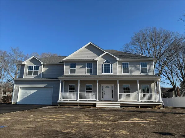 TBB NEW Baywood Estates, Center Moriches, NY 11934
