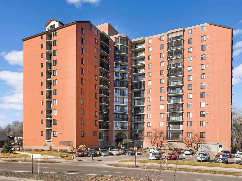 1st image of 6500 Woodlake Dr APT 309
