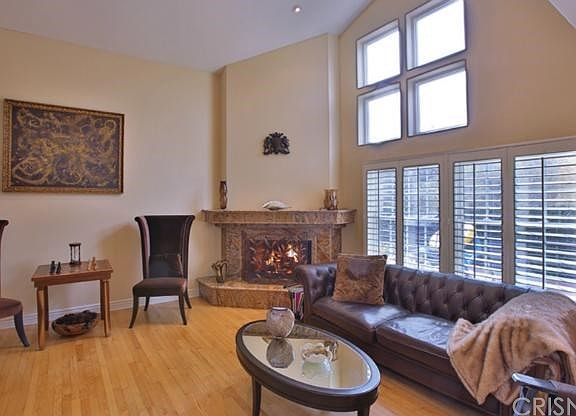 4th image of 4433 Park Arroyo