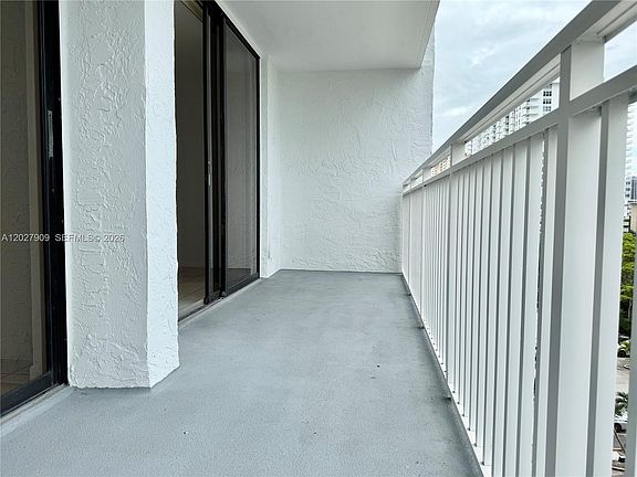 4th image of 210 174th St APT 716