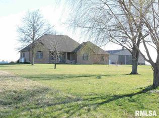 1720 Lichliter Rd, Vergennes, IL 62994