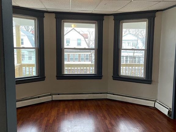 3rd image of 13-15 Farley Ave #2