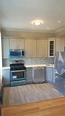 Rented by R New York | media 8