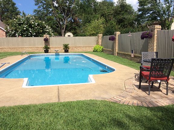 pool