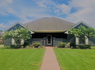 3207 Memphis Ave, Nederland, TX 77627