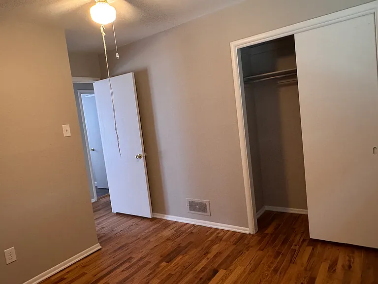 3462 S Glencoe St — Photo 16