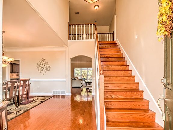 5th image of 5110 Briarwind St