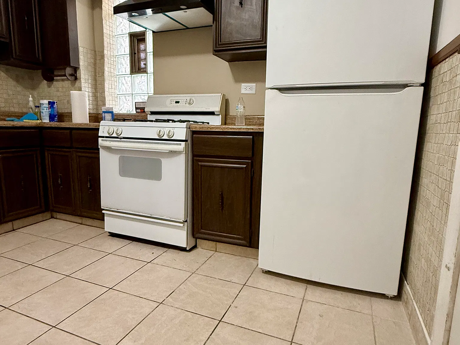 2 bed, 850 sqft, $1,800 — Photo 3