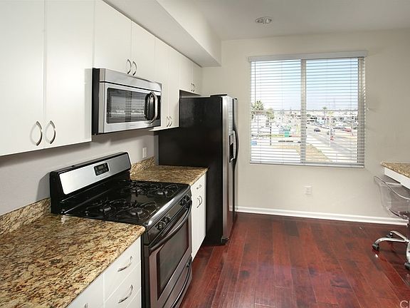 4th image of 1801 E Katella Ave APT 4131