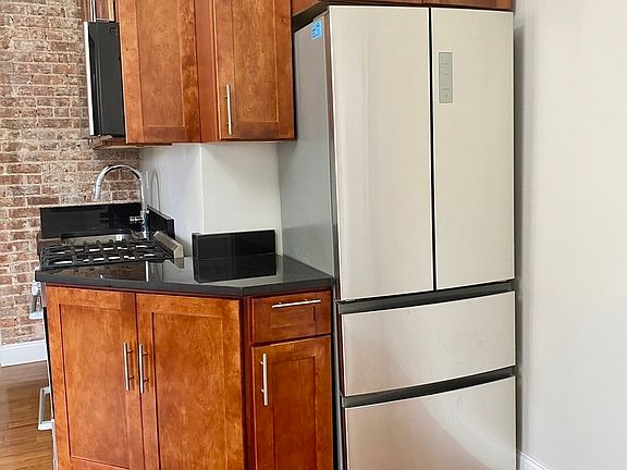 5th image of 361 Ocean Ave #3