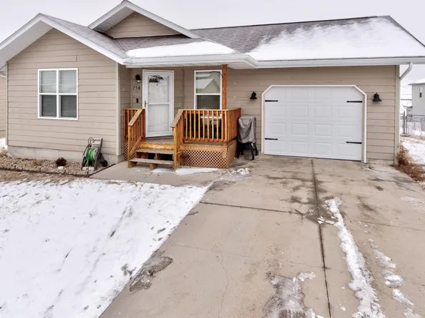 758 Old Cavalry Rd, Box Elder, SD 57719