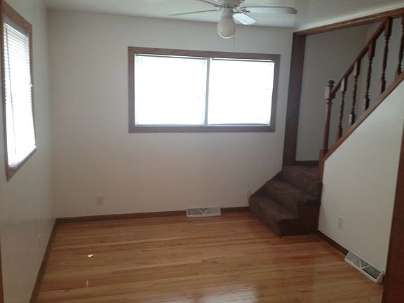 4th image of 1363 Kenilworth Ave