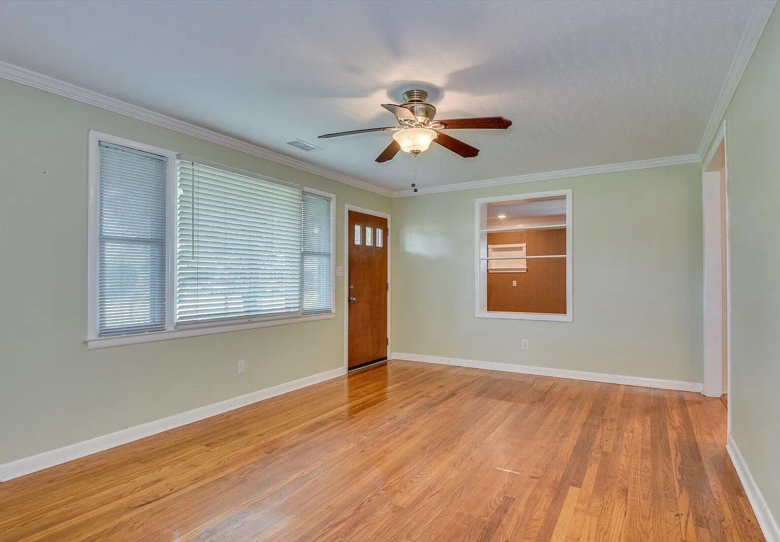 218 Pinehurst Drive — Photo 3