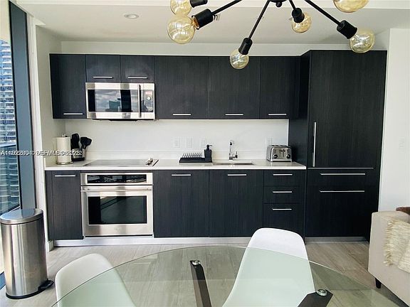 3rd image of 55 SW 9th St Unit 3001