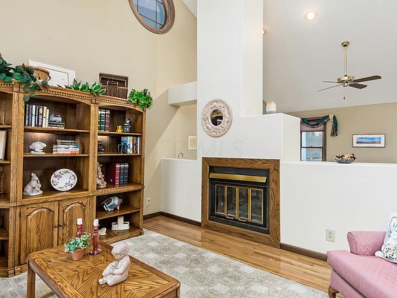 5th image of 5375 Winetavern Ln