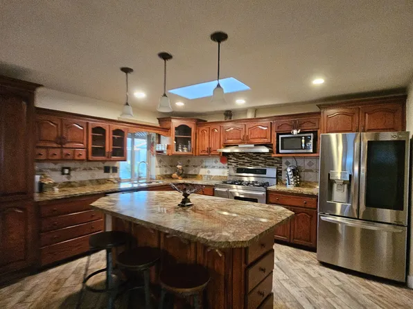2911 W Campo Bello Dr, Phoenix, AZ 85053