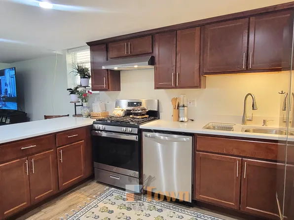 5346 N Francisco Ave APT B, Chicago, IL 60625