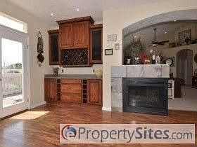 4th image of 5413 W Mayflower St