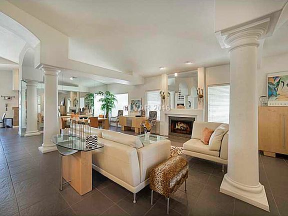 5th image of 2921 Harbor Cove Dr