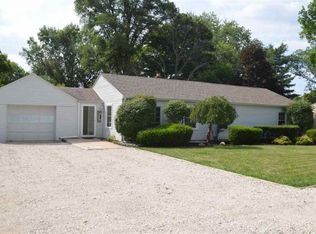 56661 Crescent Dr, Osceola, IN 46561