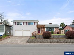 825 Ventura St N, Keizer, OR 97303