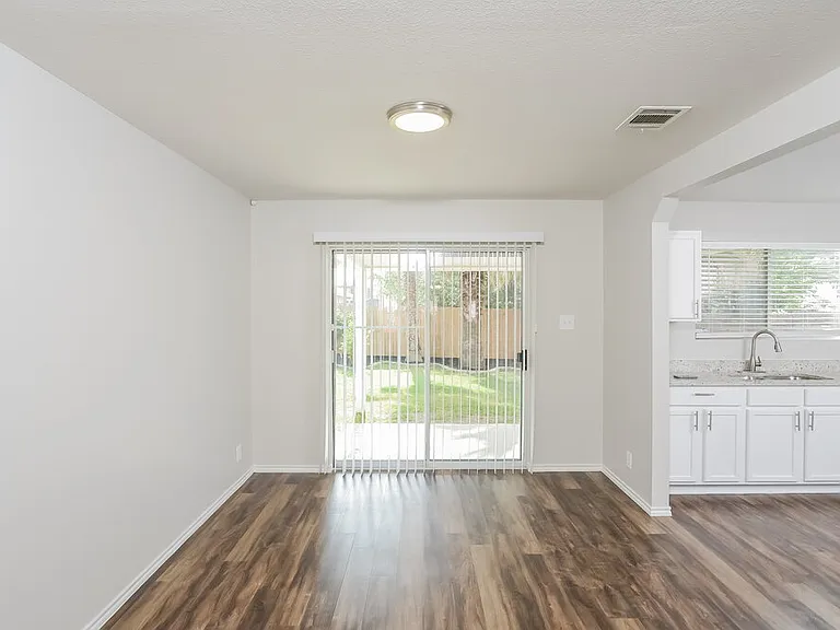 207 Cedron Chase — Photo 7