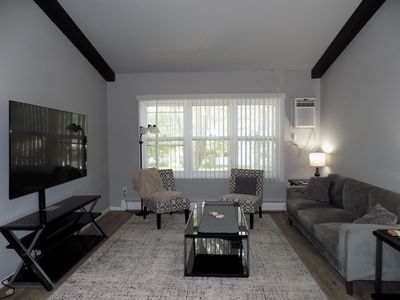 715 28th Ave SW APT 2, Minot, ND, 58701