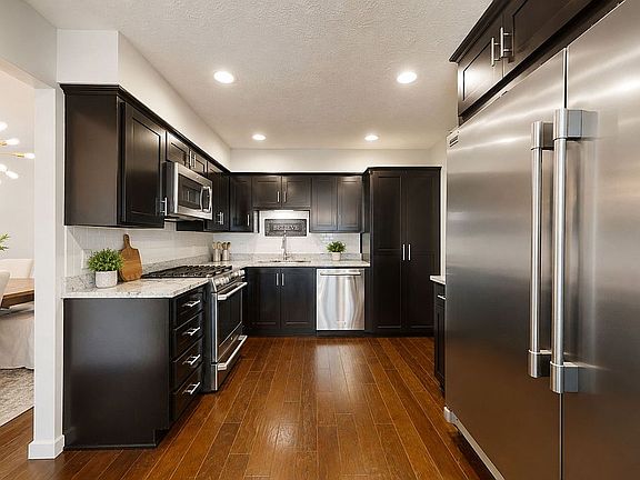 4th image of 15447 Douglas Cir