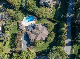 720 Glendale Rd, Franklin Lakes, NJ 07417
