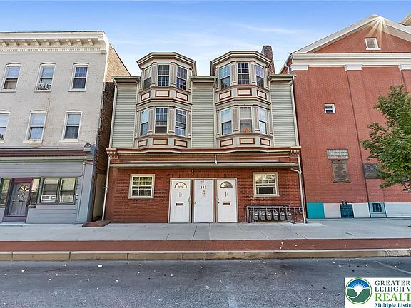 5th image of 678 Northampton St