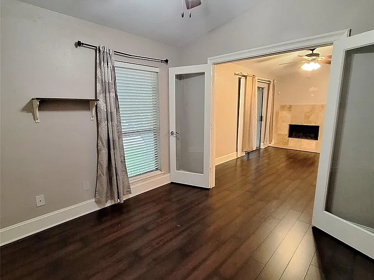 2425 Augusta Dr #4 — Photo 7
