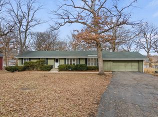 28W460 Mack Rd, West Chicago, IL 60185