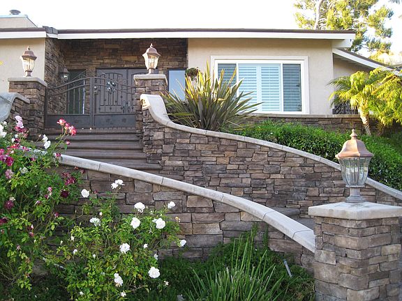3rd image of 651 Camino Manzanas