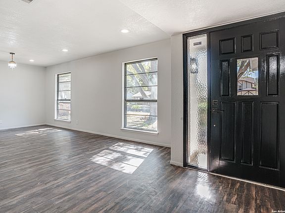 5th image of 3515 OAKHEATH