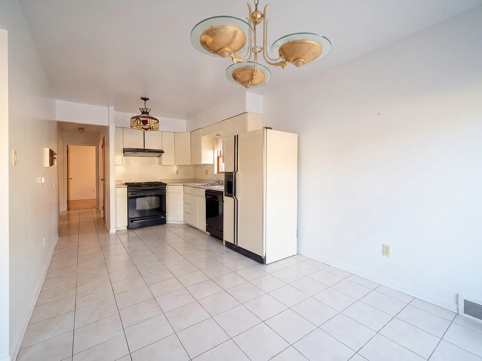 228 Battery Avenue — Photo 3